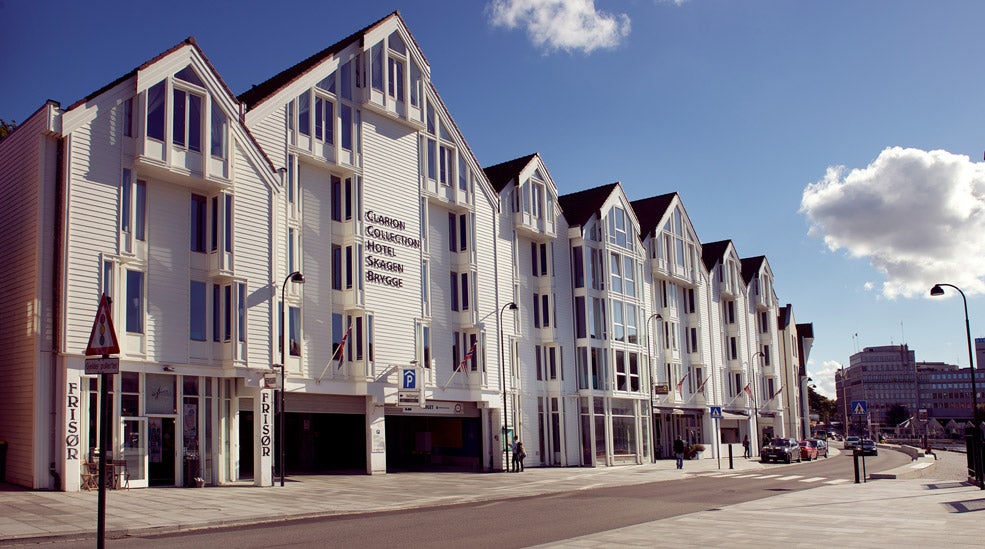 The location and facade of the Skagen Brygge in Stavanger