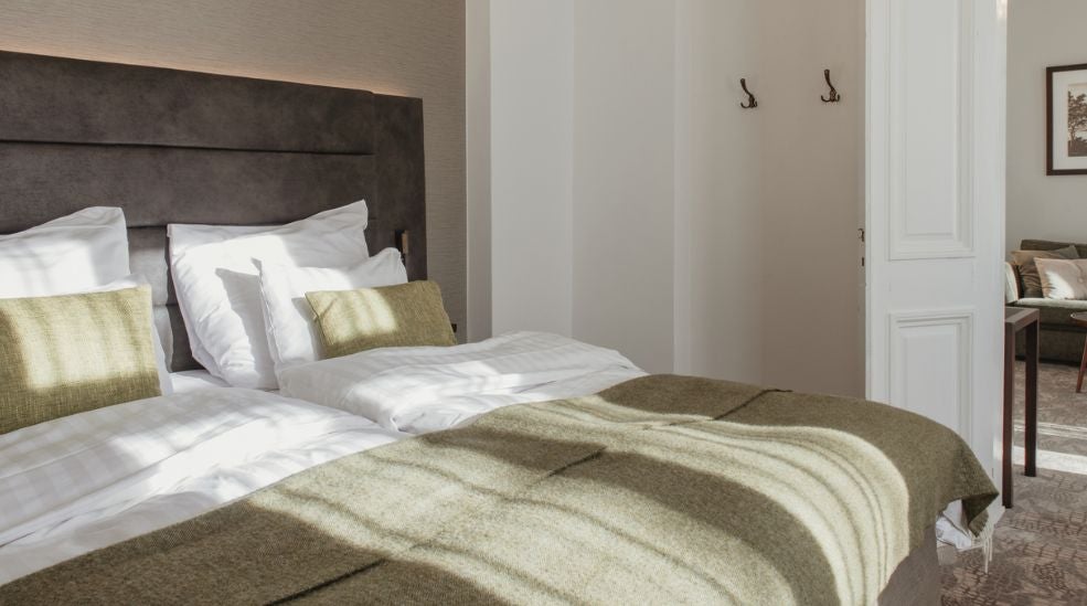 Up to 25% off 200+ hotel stays this summer