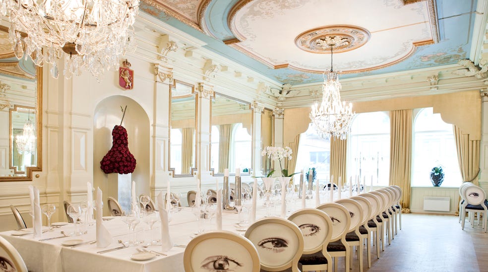 Elegant and classy dining room at Ernst Hotel in Kristiansand