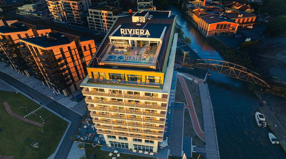 Riviera Casino Closed Two Years Ago, Watch Her Fall Again