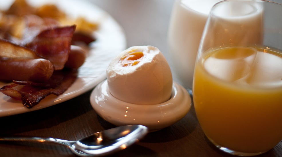 Tasteful "bacon and eggs" breakfast at Norrefjell Ski & Spa Hotel in Norrefjell