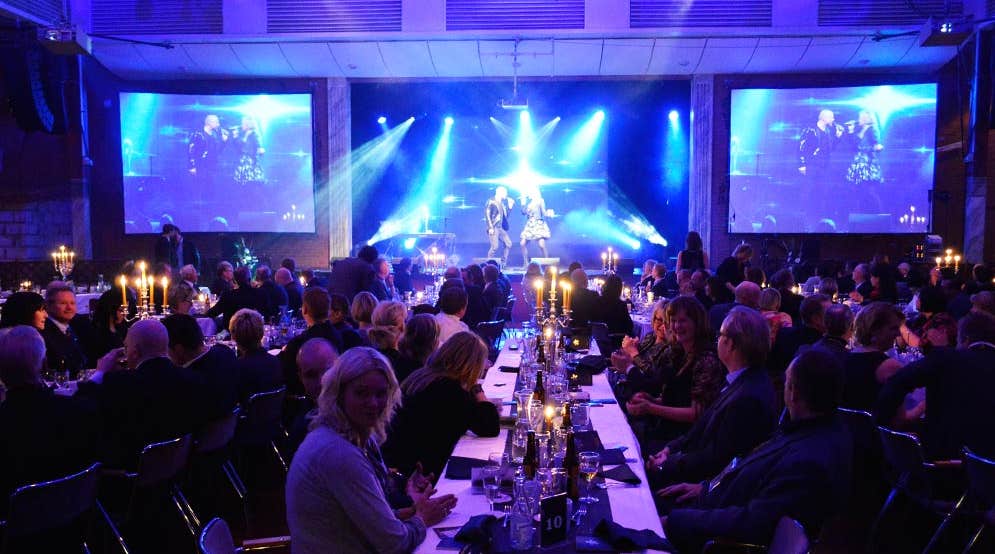 Dinner and show at event hall Stora Björn at Quality Hotel Galaxen in Borlänge