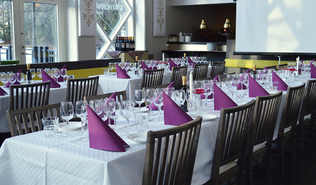 Tables set for dinner at restaurant Mathörnan at Quality Hotel Galaxen in Borlänge