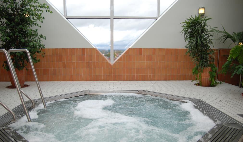 Jacuzzi with a view in the relaxation Area Polaris at Quality Hotel Galaxen in Borlänge