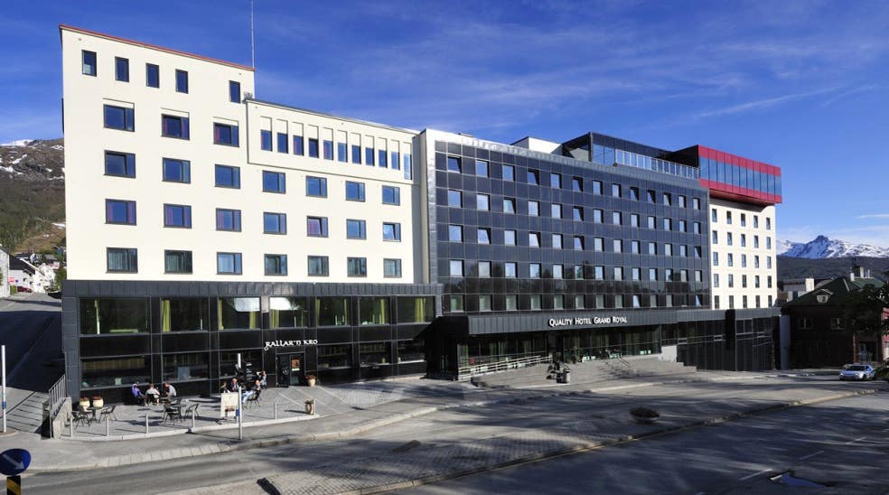 Looking for a conference hotel with the ideal location in Narvik? Check out the Quality Grand Hotel in Narvik